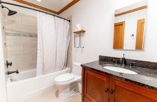 4 Beds ,King Bed, Tvs, Kids essentials, office, Grill, Crib, in Bond park ,PNC Arena - Foto 53