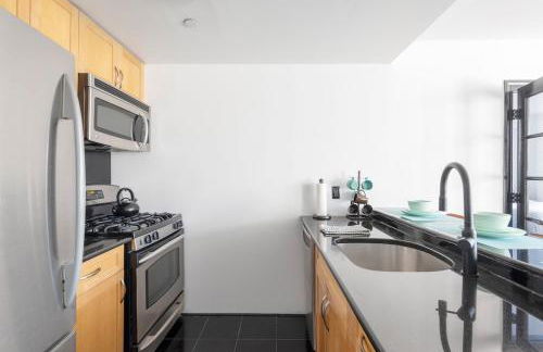 Stunning NYC Views! Free Gym! Doorman! Terrace! - Foto 19