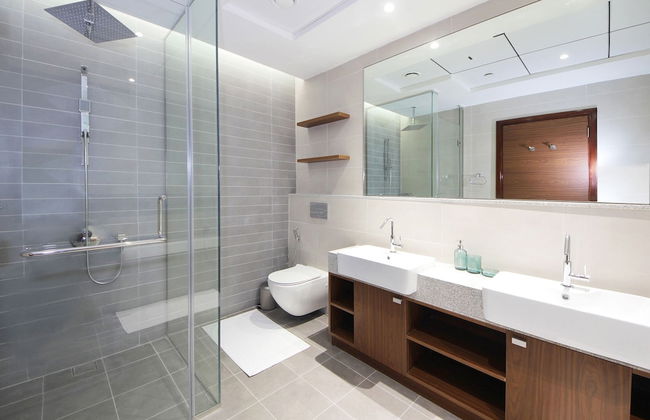 Luxury StayCation - Tranquil Retreat With Beautiful Park Views - Photo 33