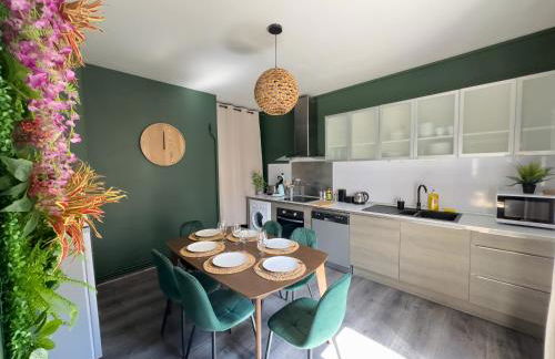 Jungle Urbain- Sauna - Ciné - Hamac - Hyper centre - Foto 21