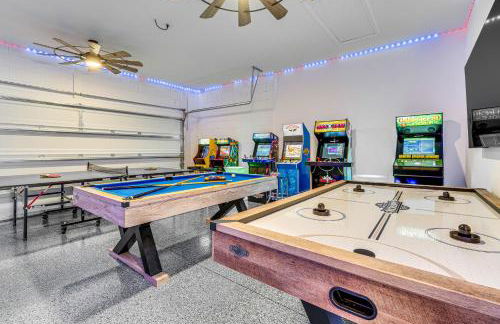 Relax, Play, Swim Luxe Haines City Home with Lanai! - Foto 24