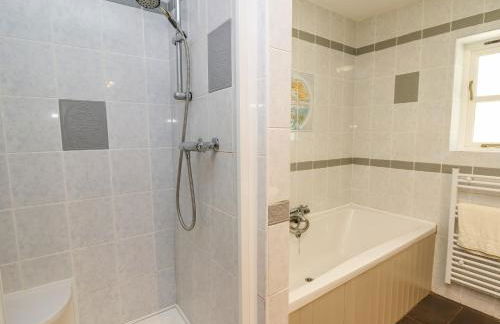 The Coach House at Plas Dolguog - Foto 27