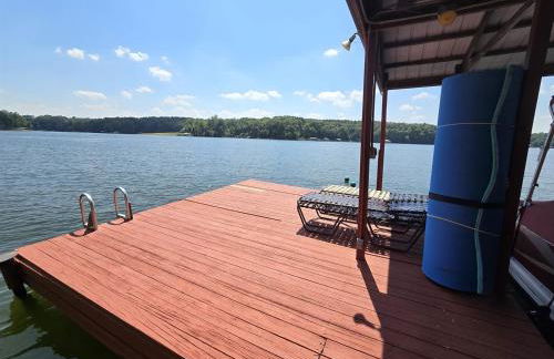 Log Home Hot Tub Retreat, Kayaks - Photo 12