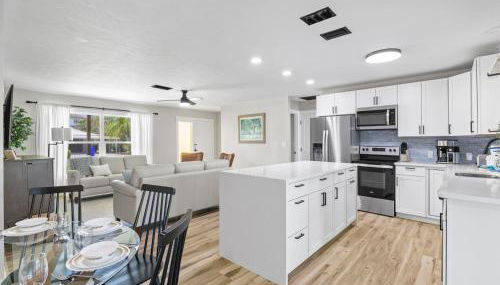 Salty Sunrise by Distinctive Beach Rentals - Foto 5