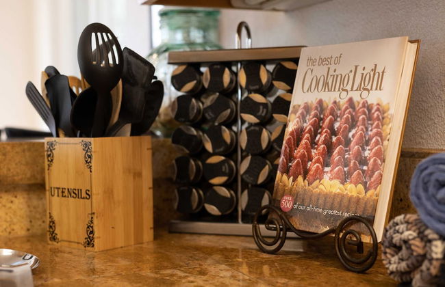 Montgomery Estates Bliss - Hot Tub, Pets, Family Fun! - Foto 29