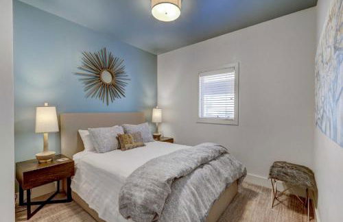 Fireplace and Deck Modern Cabin in Grand Lake! - Foto 17