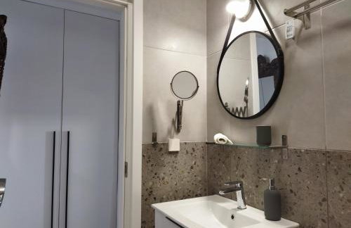 Minimal apartment by the beach - Foto 20