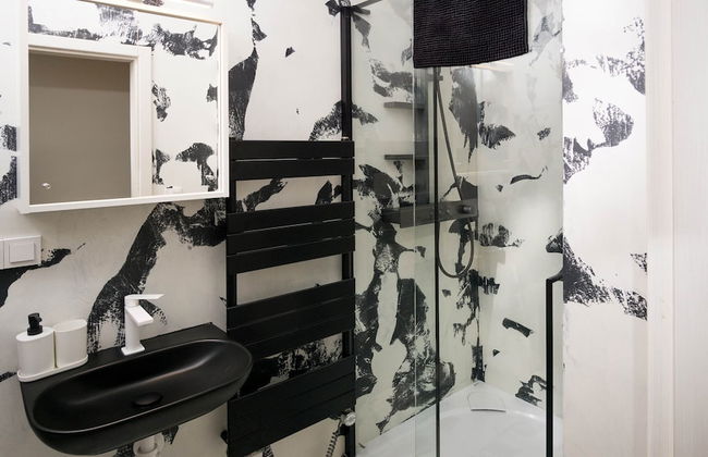 Black & White Apartment by Wenceslas Sq. - Foto 22