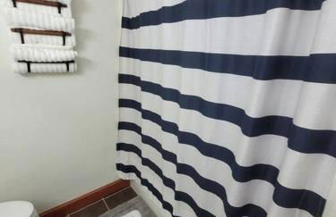 Sunnie Days condo in Oak Harbor on Lake Erie! - Foto 24