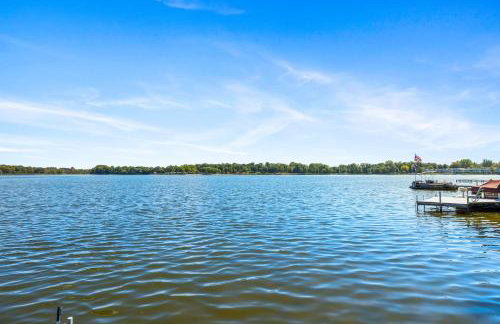 Lakefront Home on Pike Lake with Private Dock and Firepit - Foto 30