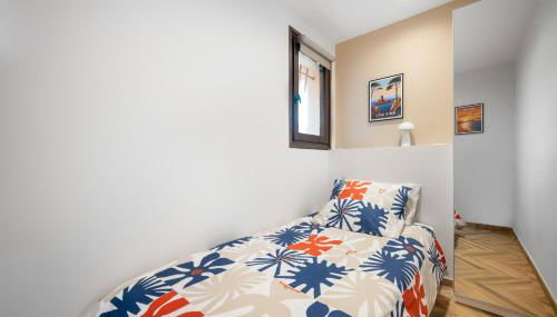 Calme et lumineux à 5min du port et des plages - Foto 4