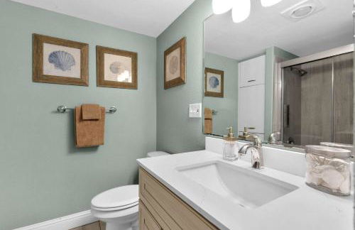 Expansive Ocean-View Retreat with Home Theatre & Spa - Foto 66