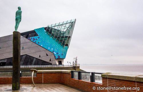 Boutique 1 Bdrm Duplex Suite on Marina 305 - Foto 25