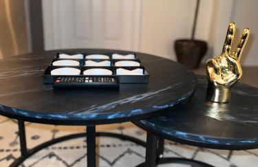 2BR Stay for Crews & Families - Foto 26