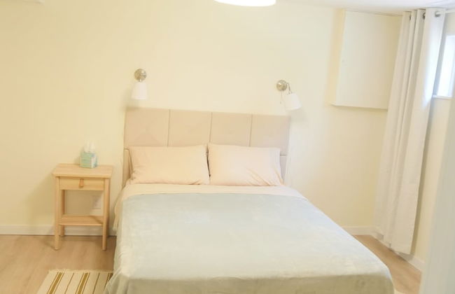 Applewood Hills Apartment - Photo 7