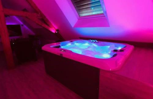 Suite Cupidon- Domaine des trois châteaux - Foto 88