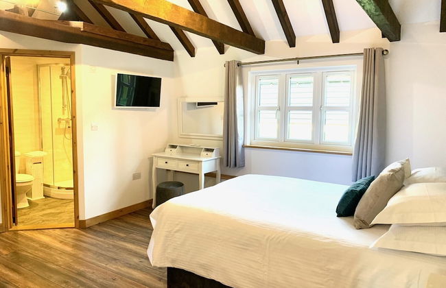 Flint Cottage - Sleeps 6 - Private Woodland - Foto 9