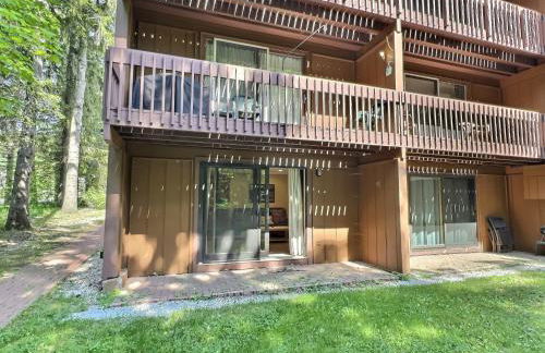 CozyDen - AC, Grill, Bike to Mountain, Porch! - Foto 16
