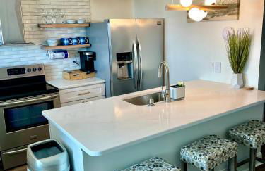 Luxe by the Sea - 5-Star Beachfront Escape - Foto 4