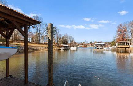 Winding Down by Avantstay Sleeps 20 + Dock, View - Foto 28