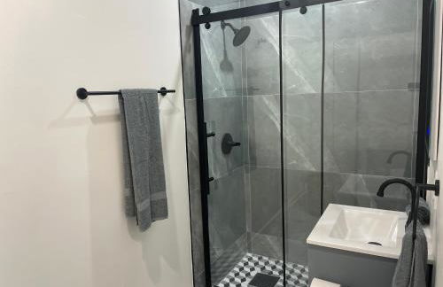 Transit-Friendly Flamingo Park Hideaway - Foto 55