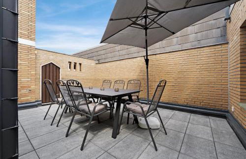 Apartment 150QM 8 Personen Neuss, Düsseldorf mit Terrasse, Parkplatz, Küche - Foto 10
