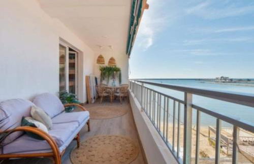 Apartamento Antonio with sea view,Torrevieja,50 m from Playa Acequion plus swimming pool - Foto 3