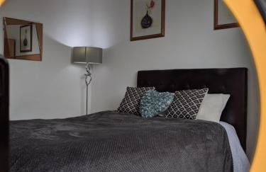 picturesque - 2 bedroom central flat - Photo 10