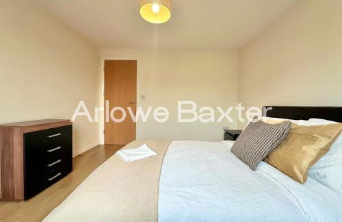 Modern 4-Bedroom House, Families and Contractors - Foto 8