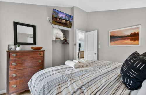 Two Cabins Retreat in Woods Resort - Dog-Friendly - Foto 64