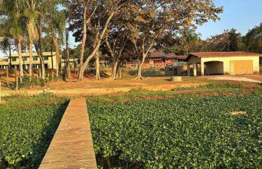 Magnífica Chácara com Fundo para a Represa - Photo 8