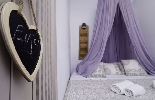 Rock Villas - Emporio | Pool, Jacuzzi, Castle View - Foto 6