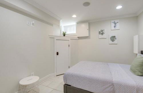 Rooftop Patio with View Baltimore Retreat - Photo 27