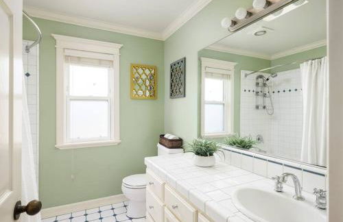 Luxury 5br 3 5ba w Pool & Hot Tub - Photo 80