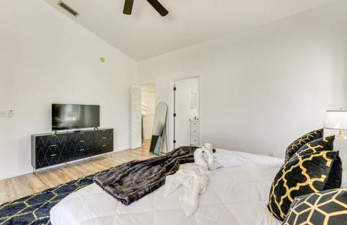 6 Mi to Disney World Lake-View Retreat with Pool! - Foto 12