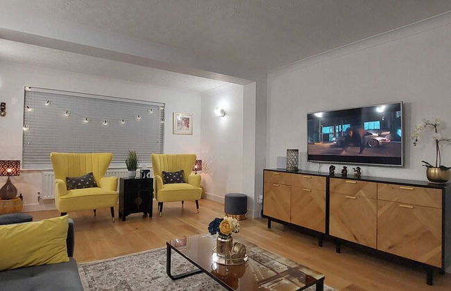 Luxury 5 Bedroom 2 BA House with Parking - Foto 24