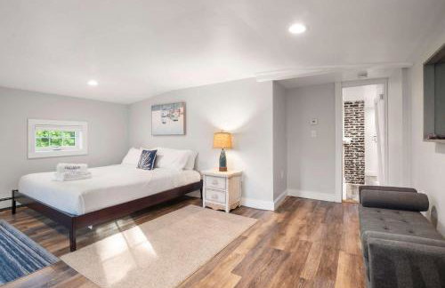 Walk to Water Access to Hiking Trails! - Foto 16