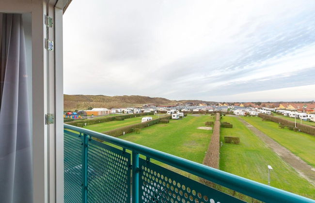 An Apartment That is Attractively Furnished - Foto 70