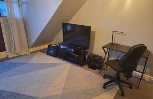 Flat with excellent transport links to central London. - Foto 6