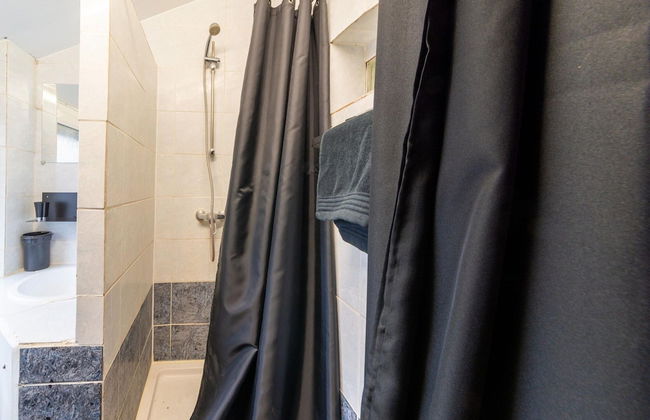 Nice Apartment in Liege With Parking - Photo 13