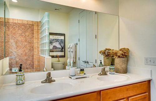 Sunny Adobe Retreat with Hot Tub and Mtn Views! - Foto 14