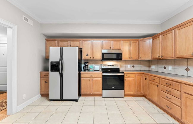 Whitetail Cove by Avantstay Lakefront w/ Pool + Private Dock Sleeps 20 - Photo 30