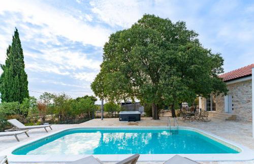 Villa Agape - heated pool - Foto 18