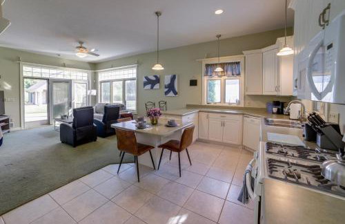 Waterfront Jackson Mansion: Patio, Grill, Dock! - Foto 15