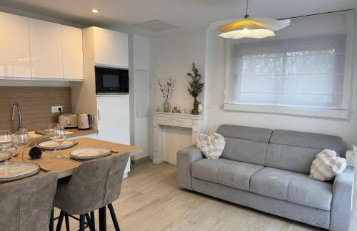 Le Balcon petit extérieur Idéal familles & couples à 10 min Disneyland Paris avec lit Queen size & parking privé - Foto 3