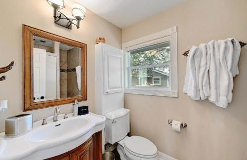 Luxurious Retreat on Lake LBJ Pool, Hot Tub, Dock - Foto 20