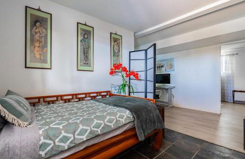 1400sf Cozy Retreat with Sound View, Garden & Privacy - Foto 29