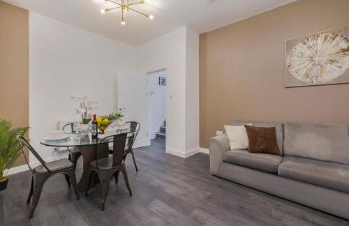 Station Side Sanctuary - 2BR Central Brighton Stay - Foto 27