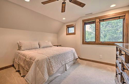 Nekoosa Golf Course Retreat with Hot Tub! - Foto 18