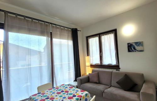 Onda del lago Mountain Lake Iseo Hospitality - Foto 5